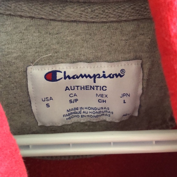 red champion hoodie - Picture 2 of 4
